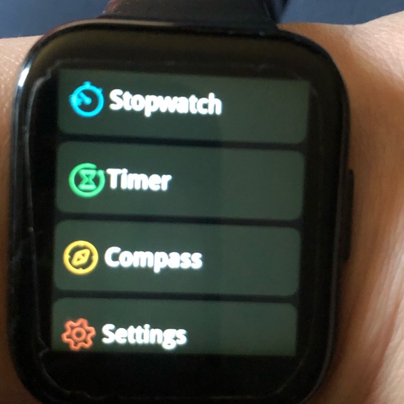 Atria FitTrack Smart Watch - Picture 11 of 16